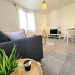 T2 Renove Jardin Et Parking