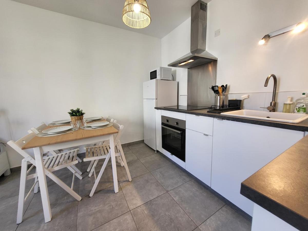 T2 Renove Jardin Et Parking Apartment Hyeres