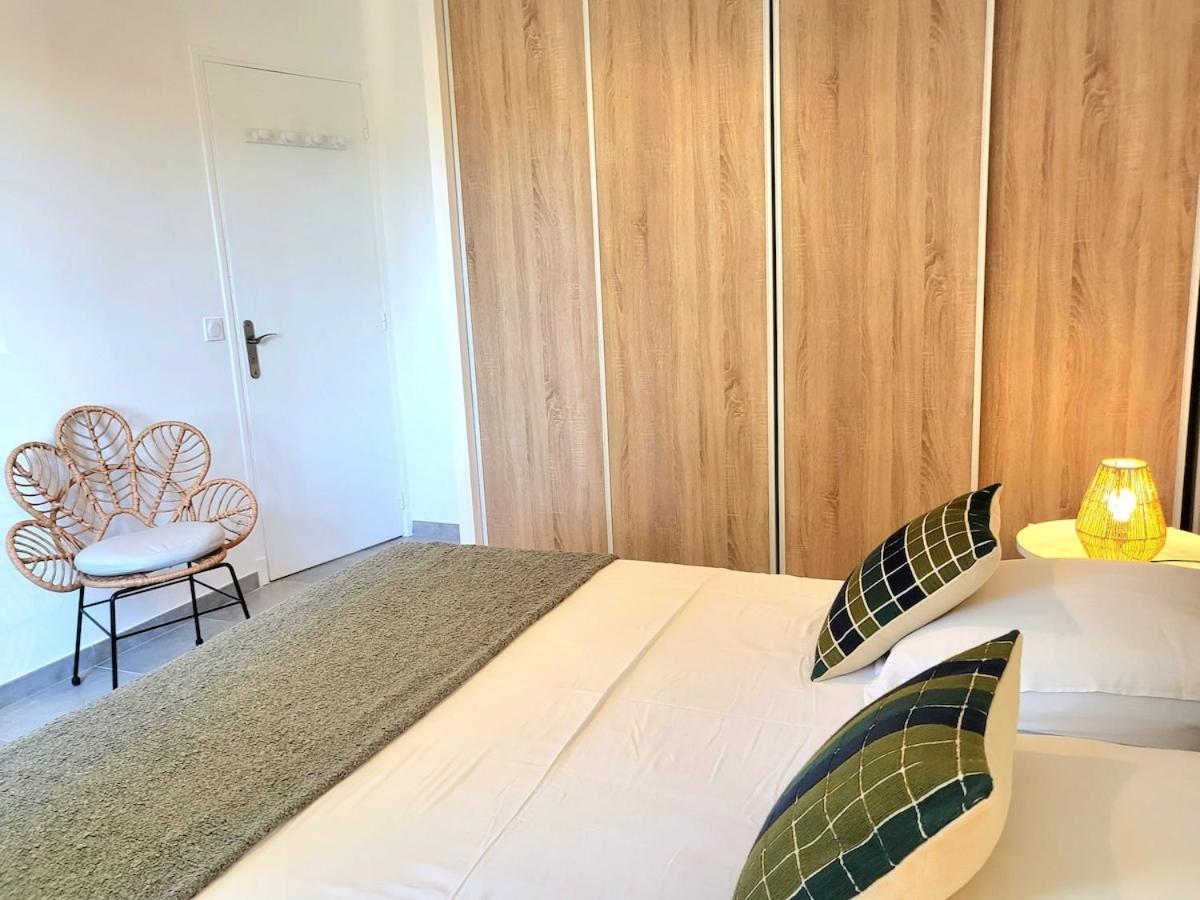 T2 Renove Jardin Et Parking * Hyeres